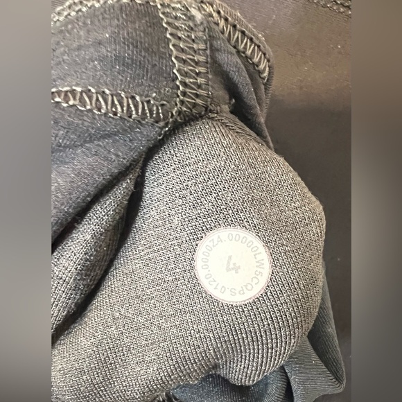 Lululemon Wunder Train High Rise Tight Leggings Size 4 - Picture 4 of 4